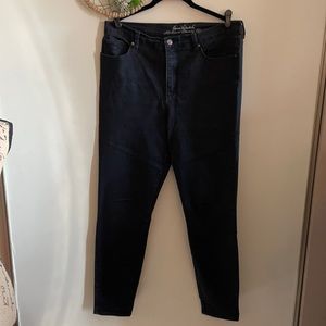 Black Gloria Vanderbilt stretch jeans